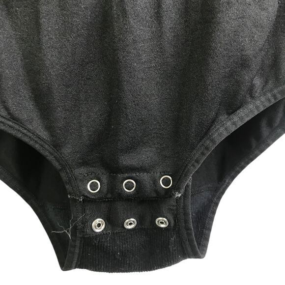 Yummie Shaping Bodysuit Womens Sz M/L Black Short Sleeves Crew Neck Snap Button - Picture 5 of 7